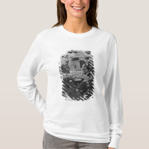 Gavroche Collecting Cartridges T-Shirt