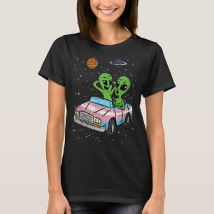 Gay Alien Transgender Pride Flag LGBT-Q Gaylien Me T-Shirt