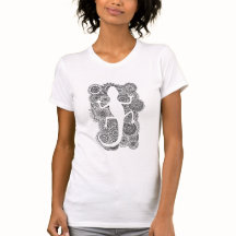 Gecko sits on Mandala Floumen