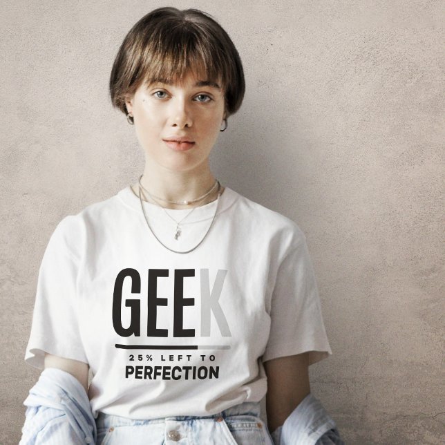 Gee… Geek Loading Personalised T-Shirt (Gee… Geek Loading Personalized T-Shirt)