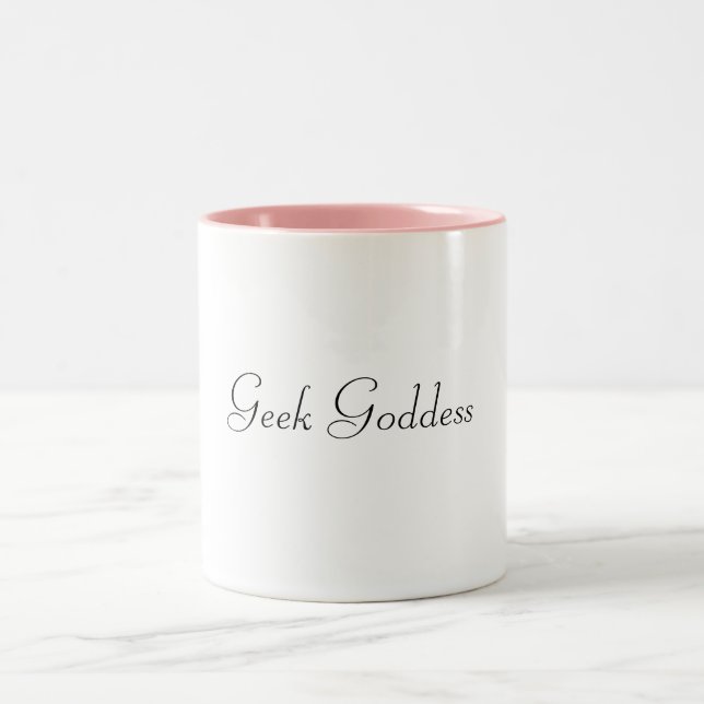 Geek Goddess pink mug (Center)