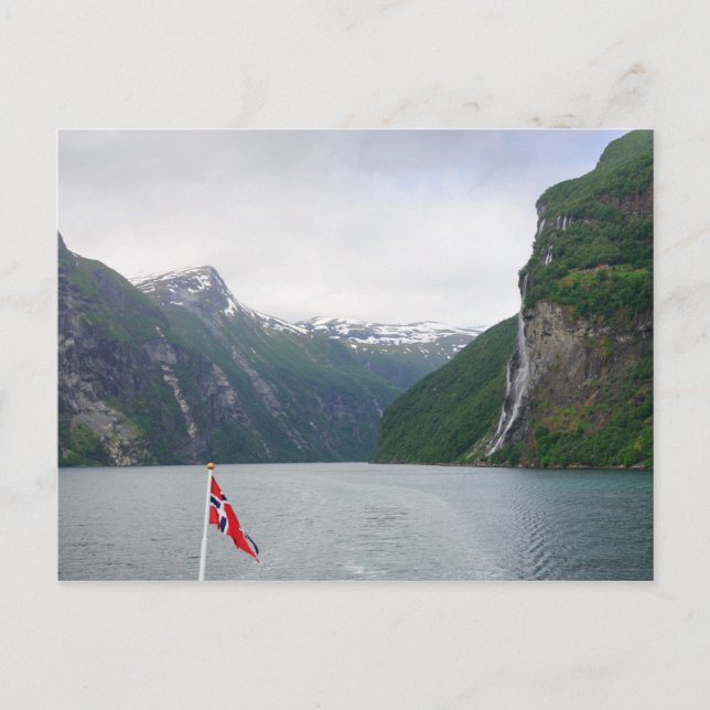 Geiranger fjord with Norwegian flag postcard (Front)