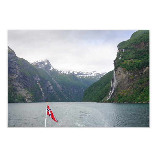 Geiranger fjord with Norwegian flag print (Front)