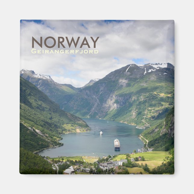Geirangerfjord view in Norway square text magnet (Front)