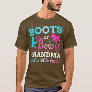 Gender reveal boots or bows grandma matching baby  T-Shirt