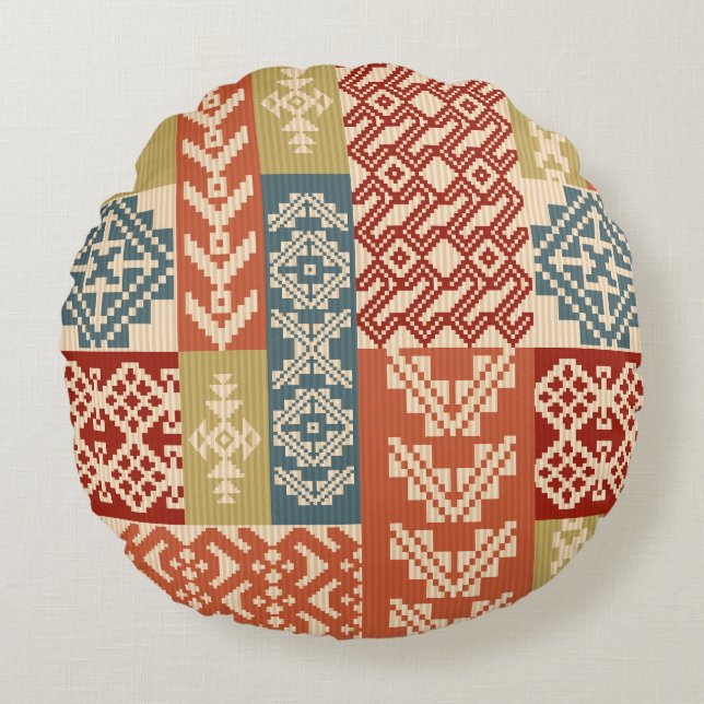 Geometric Patchwork Ethnic Seamless Pattern Round Cushion (Front)
