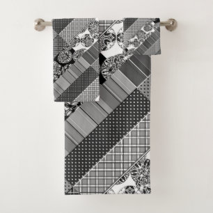 Geometric ,Pattern , black and white Bath Towel Set