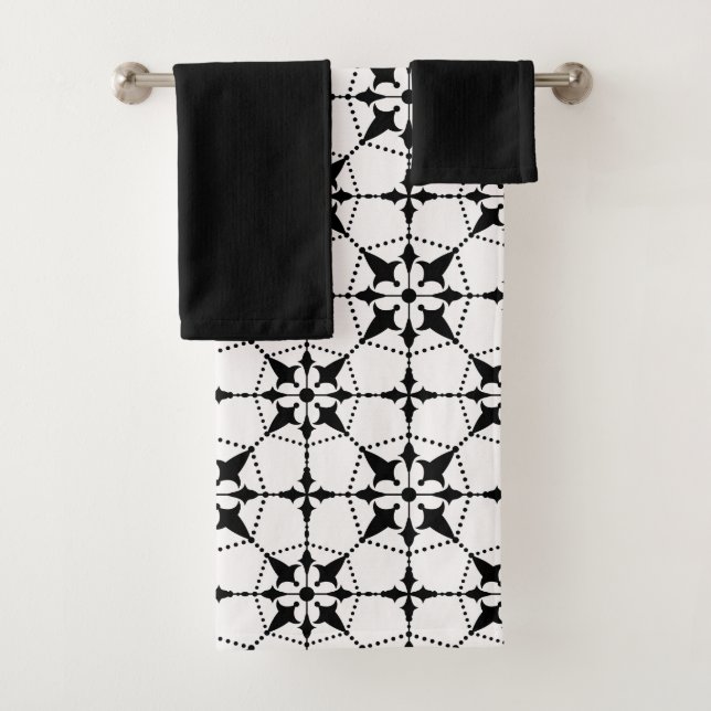 Geometric Pattern Black White Bath Towel Set (Insitu)
