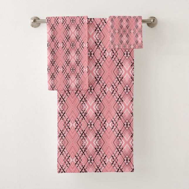 Geometric pattern coral retro rhombuses bath towel set (Insitu)
