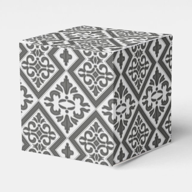 Geometric Pattern Lattice  Favour Box (Front Side)