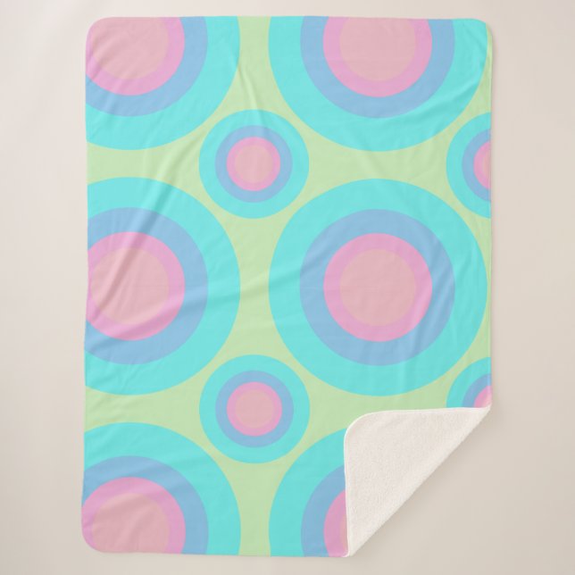 Geometric pattern retro  sherpa blanket (Front)