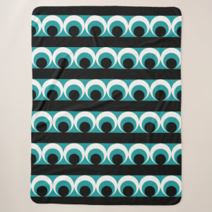 Geometric pattern sherpa blanket