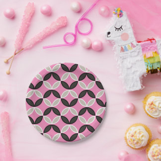 Geometric petal pattern paper plates