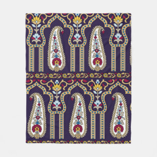 Geometric traditional paisley pattern with border fleece blanket