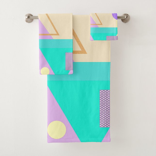 Geometric yellow print bath towel set (Insitu)