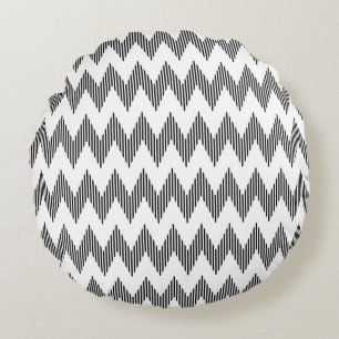 Geometric zigzag pattern round cushion