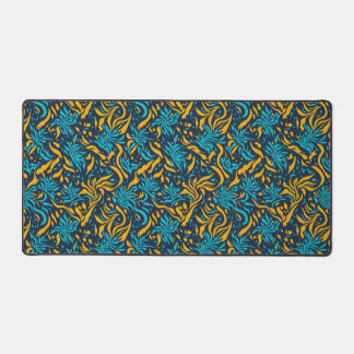 Geometrical pattern desk mat