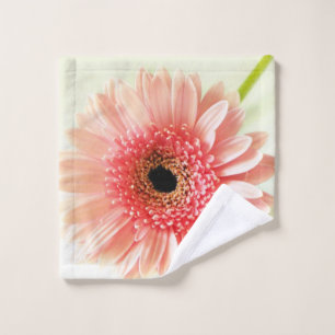 Gerbera Daisy Wash Cloth