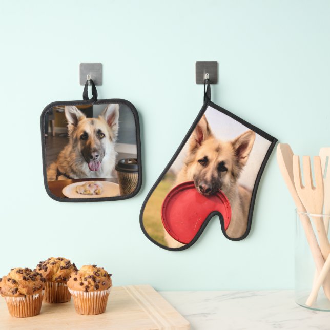 German  Shepherd  Oven Mitt & Pot Holder Set (Insitu(Hanging))