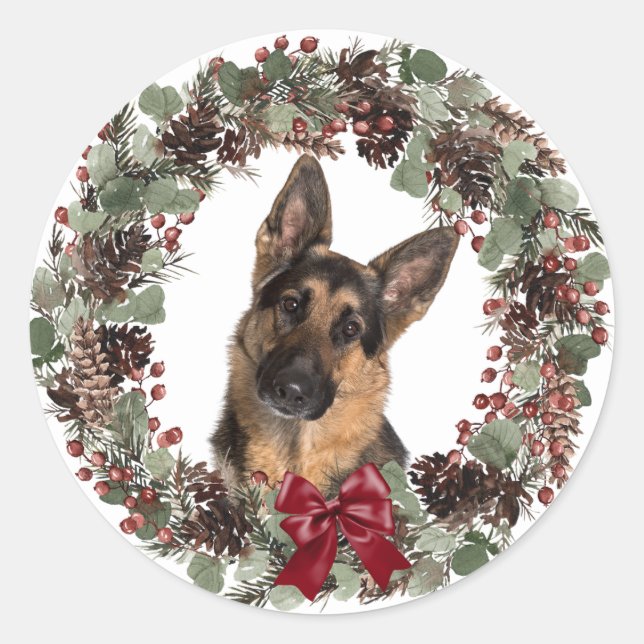 German Shepherd Red Bow Pinecone Wreath Christmas Classic Round Sticker (Front)