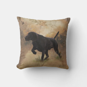 German Shorthaired Pointer ready to hunt Gift Box  Cushion