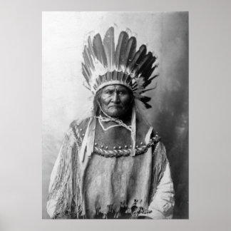 Geronimo in headdress 1907 poster
