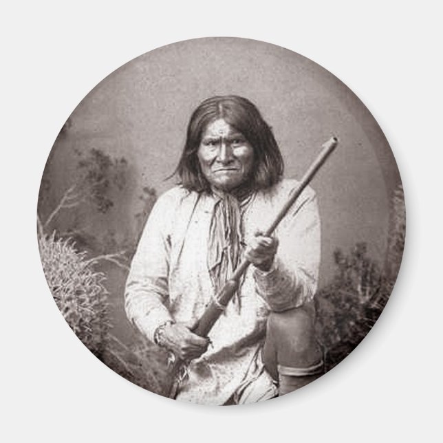 Geronimo Vintage Native American Indian Warrior Magnet (Front)