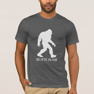 Get Noticed & Stand Out in This Funny Big Foot T-Shirt