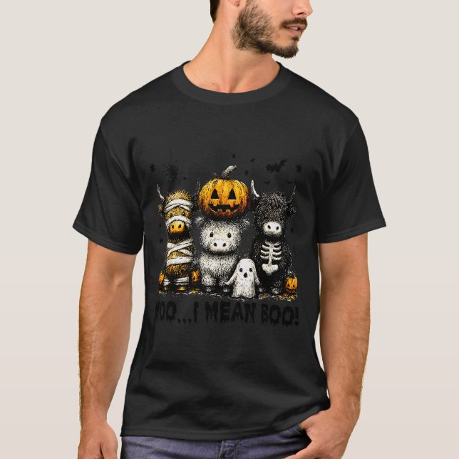 Ghost Cow Moo I Mean Boo Halloween Outfit Funny Co T-Shirt (Front)