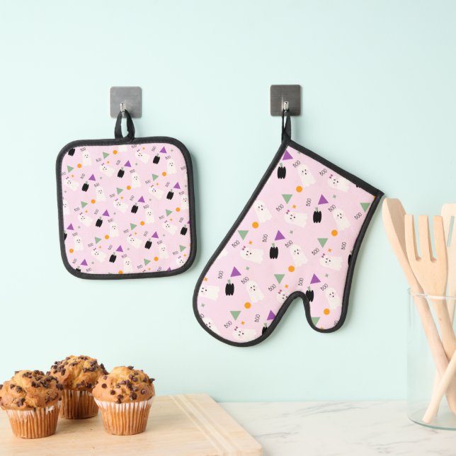 Ghost Pumpkin Confetti pattern  Oven Mitt & Pot Holder Set (Insitu(Hanging))