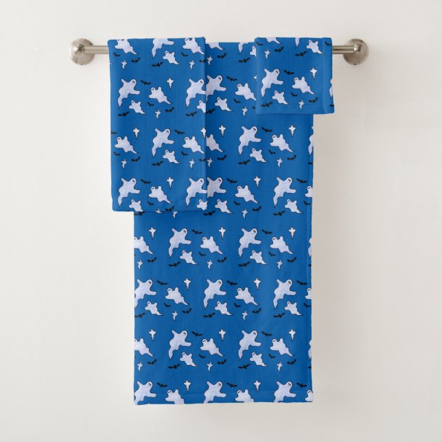 Ghosts and Bats Halloween Bath Towel Set (Insitu)