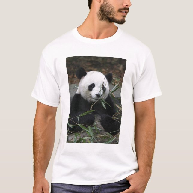 Giant panda T-Shirt (Front)