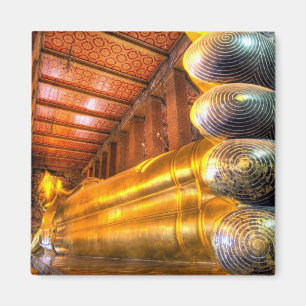 Giant reclining Buddha inside temple, Wat Pho, Magnet
