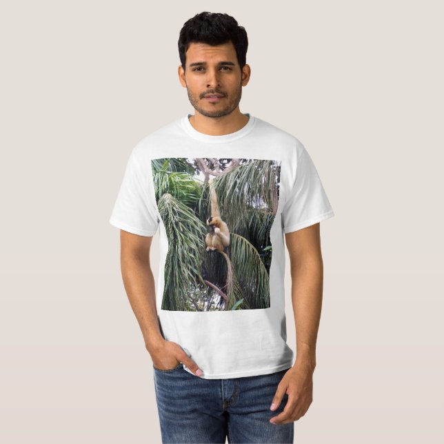 Gibbon Just Hanging Around, T-Shirt (Front Full)