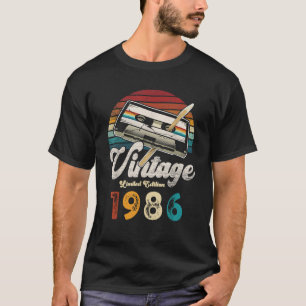 Gift 40 Year Old 1986 Birthday 40 Years Old Gifts T-Shirt