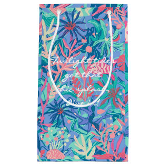 Gift bag in stylish graphic