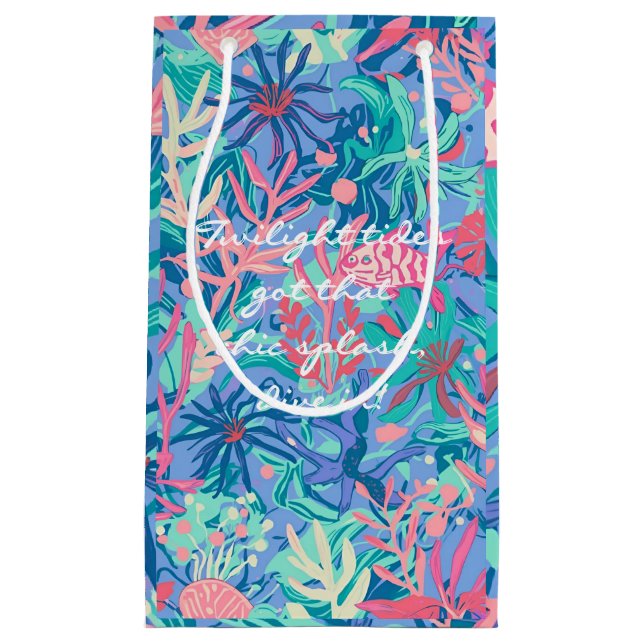 Gift bag in stylish graphic (Front)