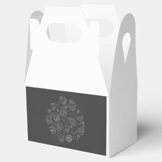 gift box with simple cupcake design
