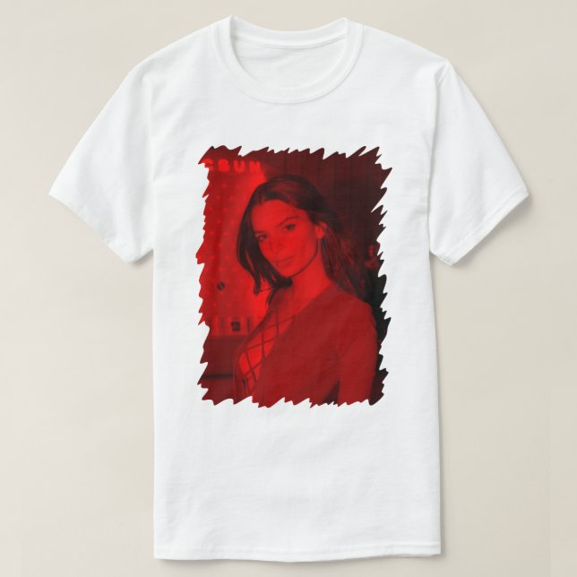Gifts For Women Emily Ratajkowski Celebrity Graphi T-Shirt (Design Front)