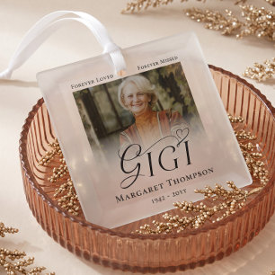 Gigi In Loving Memory Memorial Photo Keepsake Glass Tree Decoration