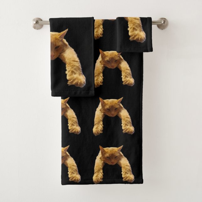 Ginger Lazy Cat, Bath Towel Set (Insitu)
