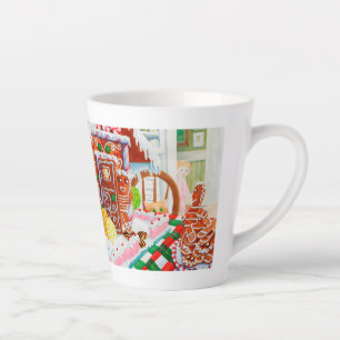 GINGERBREAD SURPRISE Latte Mug