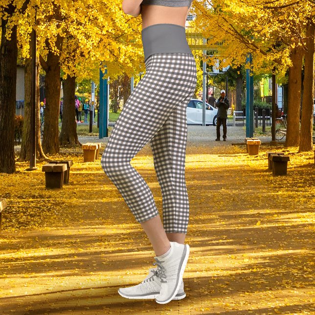 Gingham Dark Grey Capri Leggings (Gingham Dark Grey Capri Leggings)