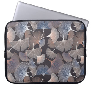 Ginkgo leaves: elegant natural pattern. laptop sleeve