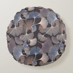 Ginkgo leaves: elegant natural pattern. round cushion