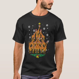 Giraffe Christmas Tree Animal Xmas Women Men T-Shirt