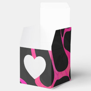 Giraffe Hot Pink and Black Print Favour Box