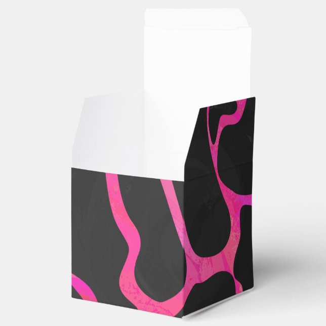 Giraffe Hot Pink and Black Print Favour Box (Opened)
