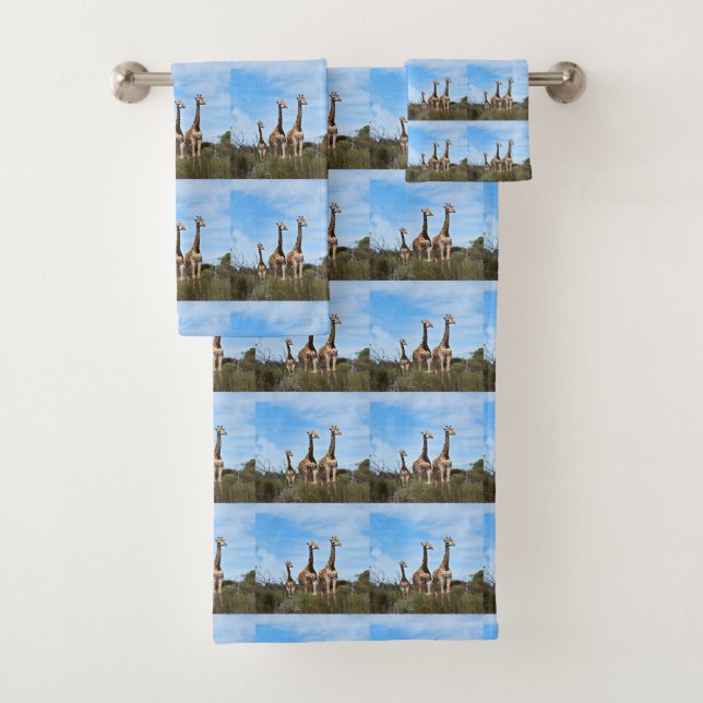 Giraffe Meadow Tile Wrap Bath Towel Set (Insitu)