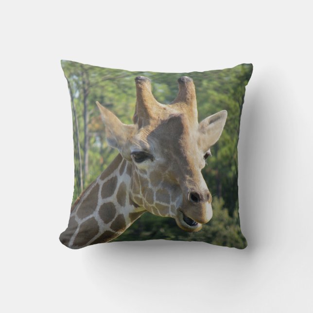 Giraffe Portrait Cushion (Front)